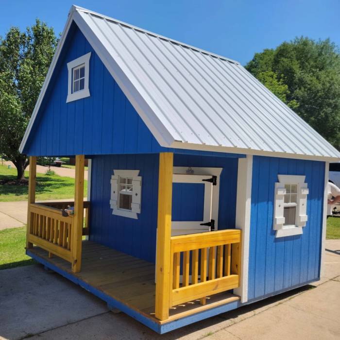 Hartleigh's 10x10 Playhouse | RiverBridge Cabins Gallery Image